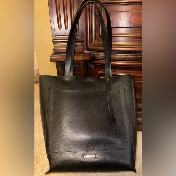 ๐๐ REBECCA MINKOFF BEAUTIFUL shoulder bag. PROFESSIONAL & PRISTINE condition - Picture 1 of 5